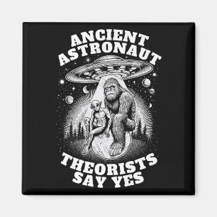 Aimant Alien De Bigfoot Et Théoriste De L'Astronaute Anci