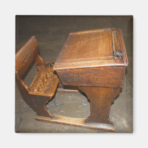 Aimant Ancien bureau scolaire en bois et chaise magnétiqu