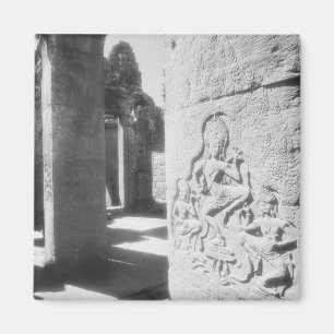 Aimant Angkor Cambodia, Apsara Carving The Bayon 2