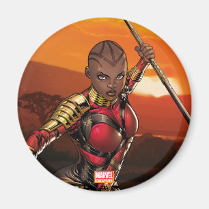 Aimant Avengers Classiques   Okoye bondissant avec sa lan