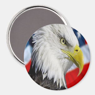 Aimant Belle tête d'aigle chauve et un drapeau américain 