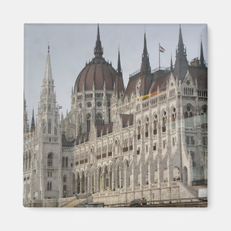 AIMANT BUDAPEST