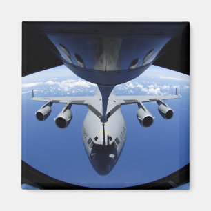 Aimant C.A. - 17 Globemaster III reçoit le carburant