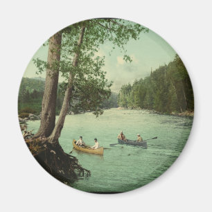 Aimant Canoë-kayak sur un courant de montagne