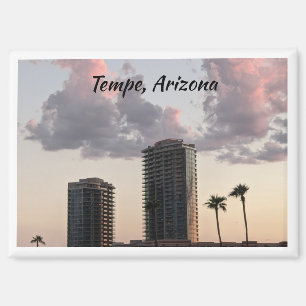 aimant - centre-ville de Tempe, Arizona au coucher