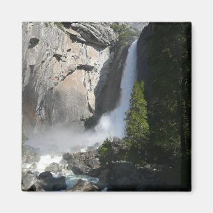Aimant Chutes inférieures de Yosemite au sentier des chut