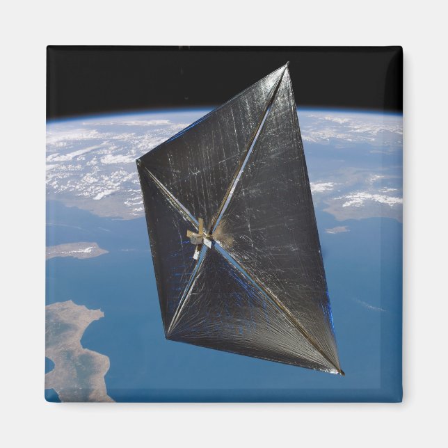 Aimant Concept artistique de NanoSail-D dans l'espace (Devant)