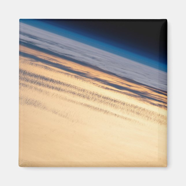 Aimant Coucher De Soleil Orbital Au Large De La Basse Cal (Devant)