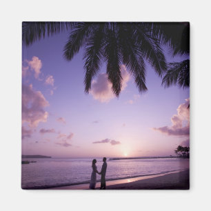 Aimant Couple sur la plage, Windjammer Landing, Sainte-Lu
