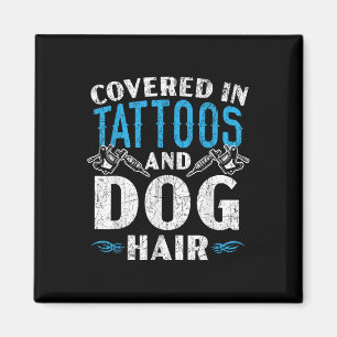 Aimant Couvert De Tatouages Et De Tatouages De Cheveux De