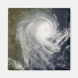 Aimant Cyclone tropical Favio au-dessus de la Mozambique
