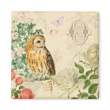 Aimant de chouette vintage floral avec de beaux ro