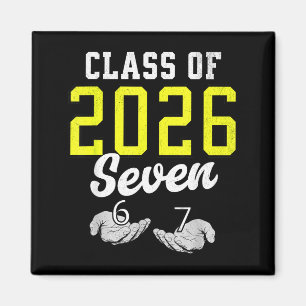 Aimant De la chemise de classe six sept senior jaune