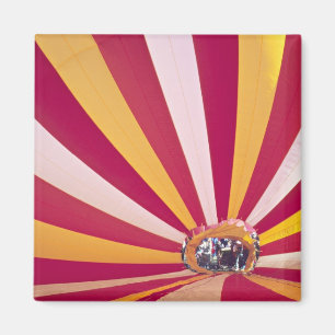 Aimant Des gens remplissent une montgolfière, Fort Colli