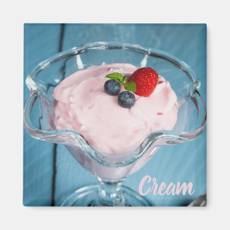 Aimant Dessert de crème de framboise avec menthe et fruit