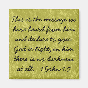 Aimant Dieu est lumière vers la Bible 1 john 1:5