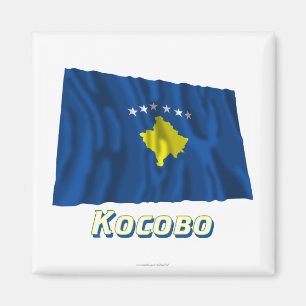 Aimant Drapeau de ondulation de Kosovo avec le nom dans
