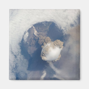 Aimant Éruption du volcan Sarychev 2