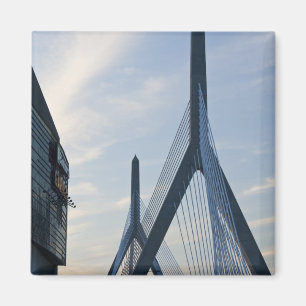 Aimant États-Unis, Massachusetts, Boston. Le pont Zakim. 