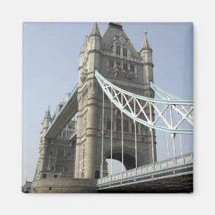 Aimant Europe, Angleterre, Londres. Pont Tower sur