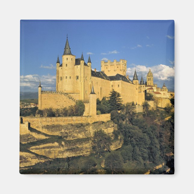 Aimant Europe, Espagne, Ségovie. L'imposant Alcazar, (Devant)