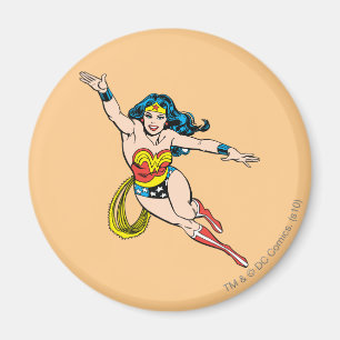 Aimant Femme de Wonder volant en avant