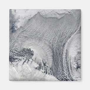 Aimant Formations peu communes de nuage au-dessus de la