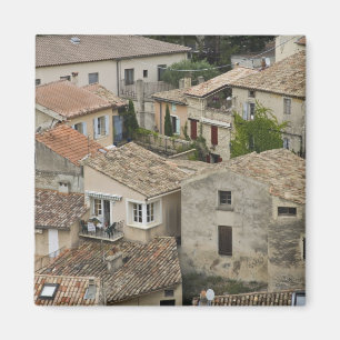 Aimant France, Vaison la Romaine. Regarder vers le bas