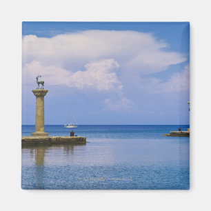 Aimant Grèce, Rhodes, statue de cerf dans le port de Mand