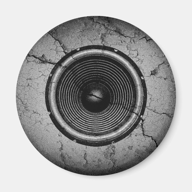 Aimant Haut-parleur de musique sur un mur fissuré (Devant)