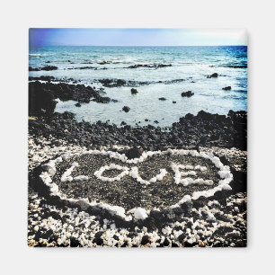 Aimant Hawaii plage de sable noir amour corail coeur phot