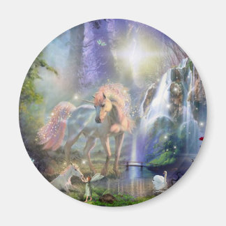 Aimant Imaginaire Mère Unicorne et bébé dans un jardin de
