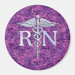 Aimant Infirmière inscrite RN Caduceus sur Camouflage ros