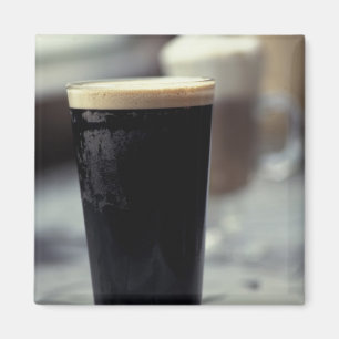 Aimant Irlande. Une pinte de stout.