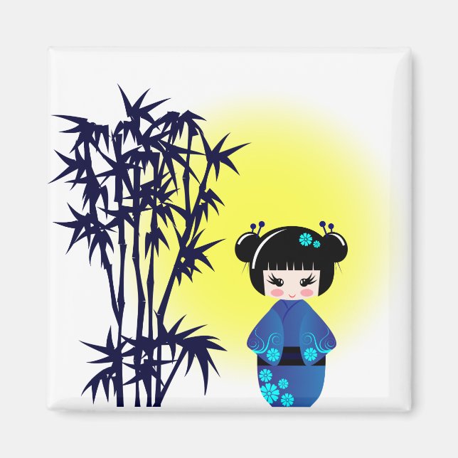 Aimant Jayanese kokeshi doll at bamboo during sunrise (Devant)