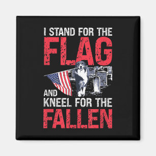 Aimant Je Me Trouve Pour Le Drapeau Et Je M'Agenouille Po