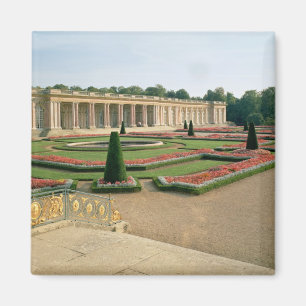 Aimant La façade de jardin du Trianon grand, 1687 (phot