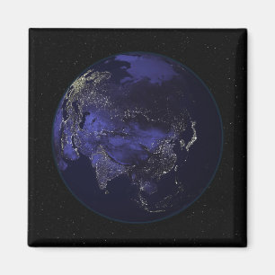 Aimant La pleine terre la nuit montrant des lumières de