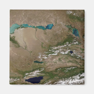 Aimant Lac Balkhash dans l'est du Kazakhstan
