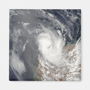 Aimant Le cyclone Dominic au large de l'Australie occiden