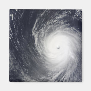 Aimant Le Super Typhoon Melor survole l'océan Pacifique