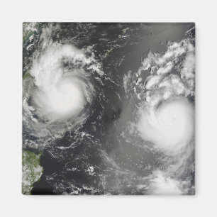 Aimant Le typhon Saomai et la tempête tropicale Bopha