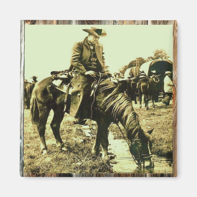 Aimant Le Vieux Cowboy Occidental À La Voie (Devant)