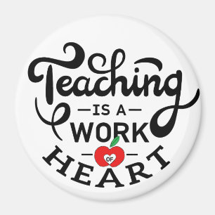 Aimant L'enseignement est un travail de coeur apprécié pa