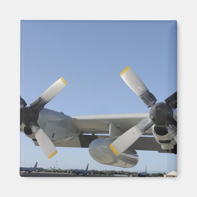 Aimant Les ailes d'un LC-130 Hercules (Devant)
