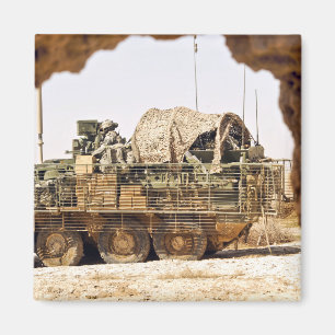 Aimant Les soldats des USA conduisent une patrouille de