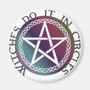 Aimant Les sorcières le font en cercles autour de l'aima