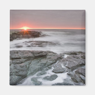 Aimant Lever de soleil près du parc d'état de Brenton Poi