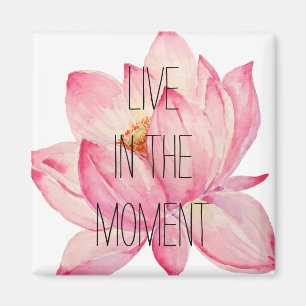 Aimant Lotus rose vivent dans le moment