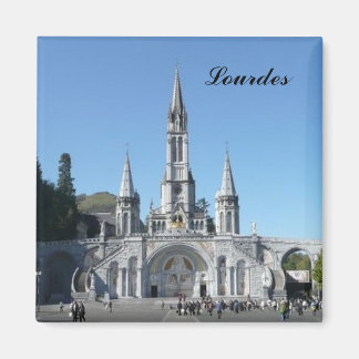 Aimant Lourdes - basilica - basilique - France